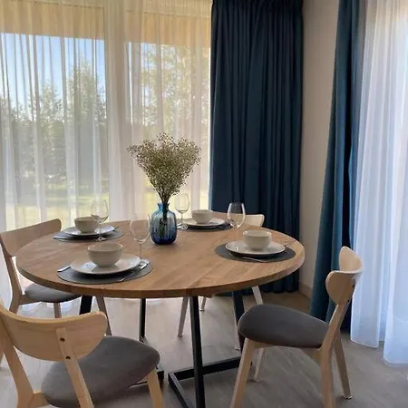 Monhouse Паланга